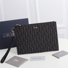 Christian Dior Clutch Bags